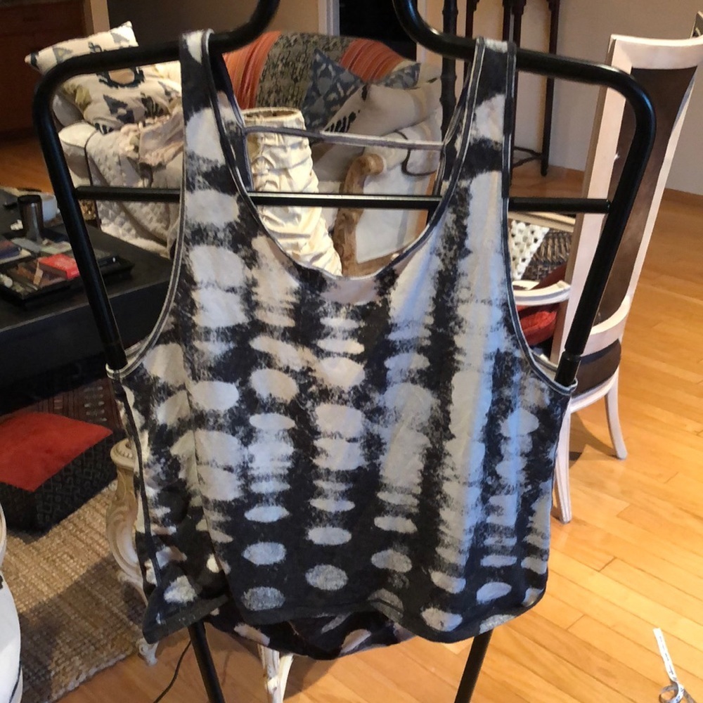 Lululemon Black And White Exercise Tank